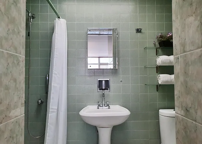 Casa Tamayo Pensión 4*