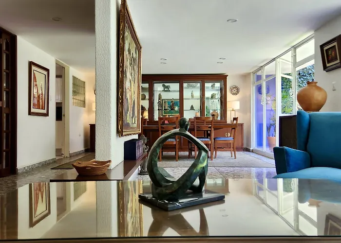 Casa Tamayo Pensión 4*