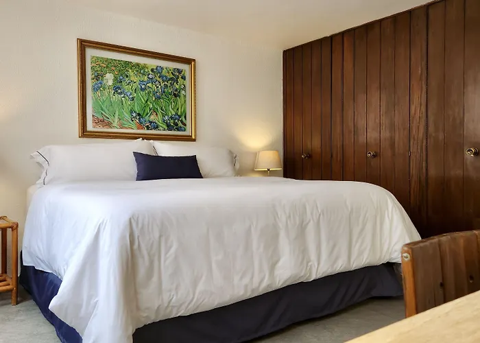 Casa Tamayo Pensión 4*